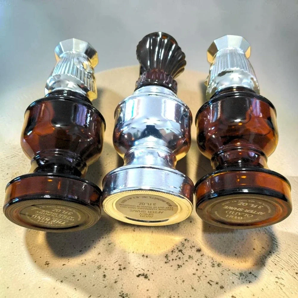 VTG 70s Avon Chess Piece Decanter Set King Queen Amber Glass After Shave Bottles
